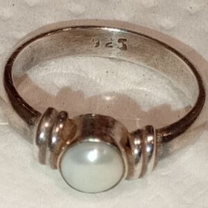 Vintage Sterling Silver Pearl Ring